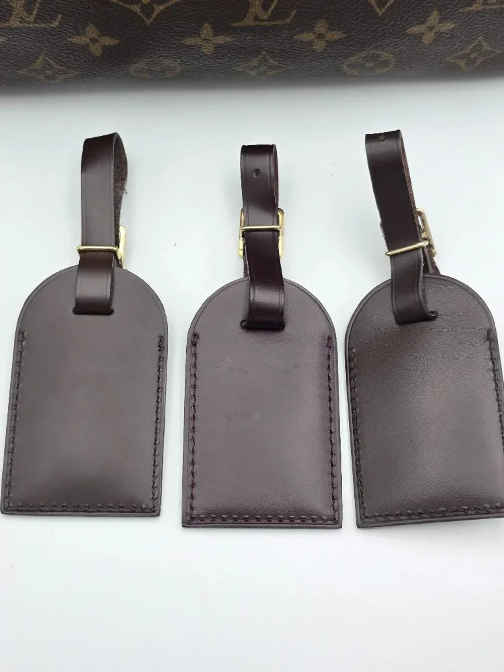 Authentic 1 Louis Vuitton Brown Leather Luggage Tag – Excellent Condition